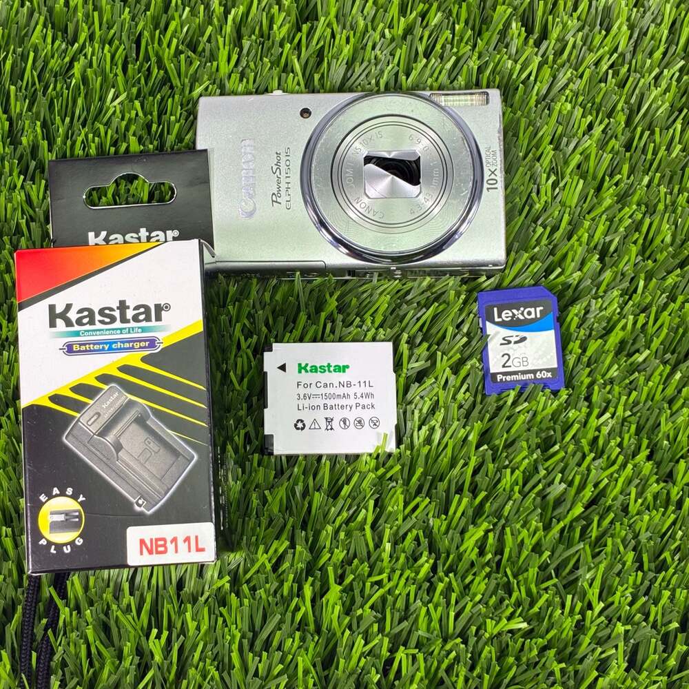 Canon PowerShot ELPH 150 IS 20.0 Megapixel Compact Digital Camera Bundle